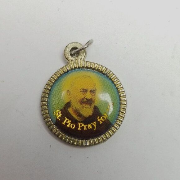 Vintage Saint Pio Pray for Us Portrait Pendant, Round Religious Charm, Estaet - Picture 2 of 5